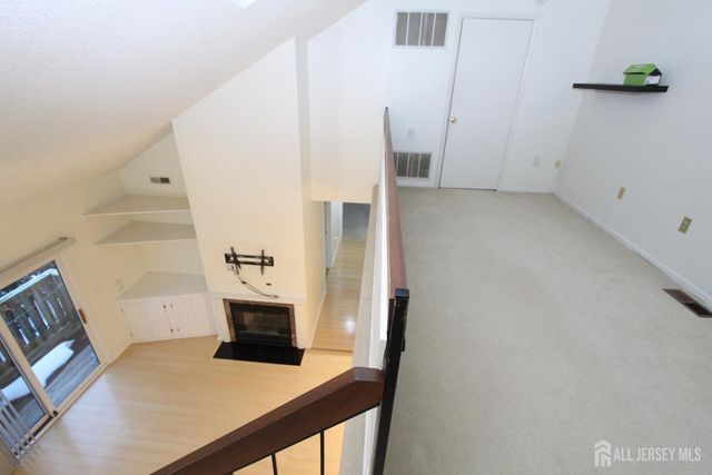 5220 Ravens Crest, Plainsboro, NJ 08536