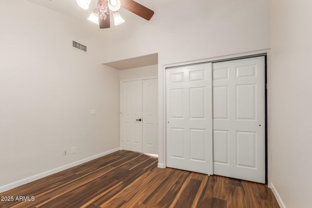 869 W EMERALD ISLAND Drive, Gilbert, AZ 85233