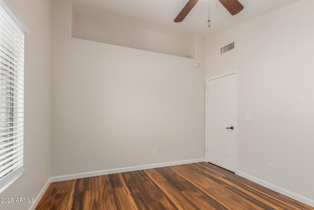 869 W EMERALD ISLAND Drive, Gilbert, AZ 85233