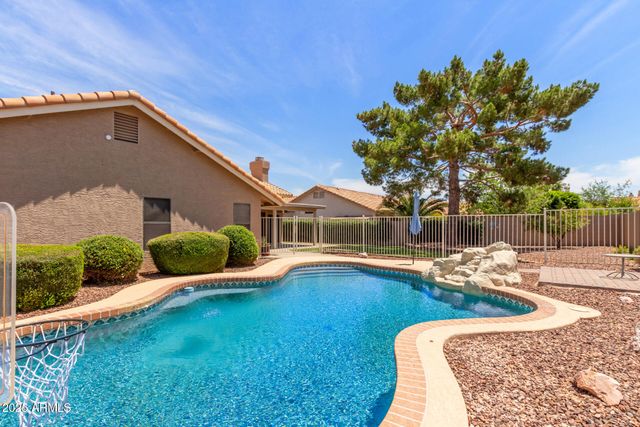 869 W EMERALD ISLAND Drive, Gilbert, AZ 85233