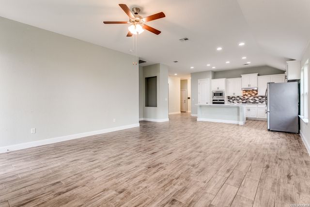 6506 Crockett Cove, Schertz, TX 78108