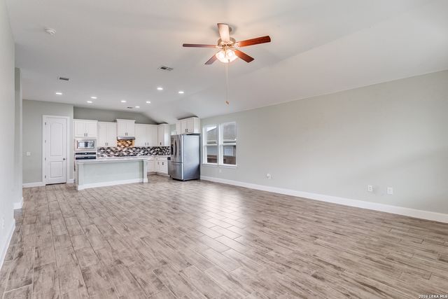 6506 Crockett Cove, Schertz, TX 78108