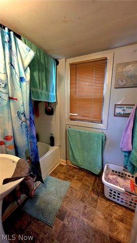 100 W Spring Street, Marietta, OH 45750