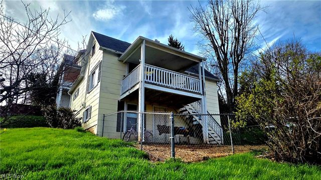 100 W Spring Street, Marietta, OH 45750