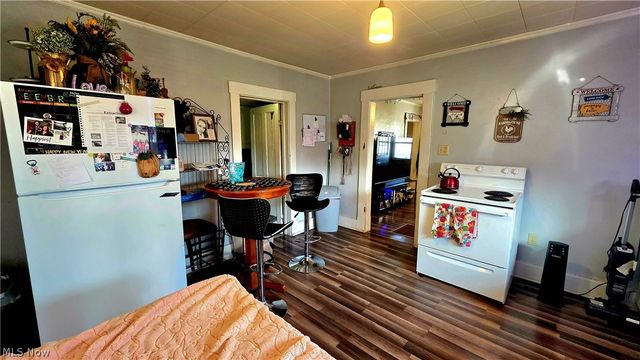 100 W Spring Street, Marietta, OH 45750