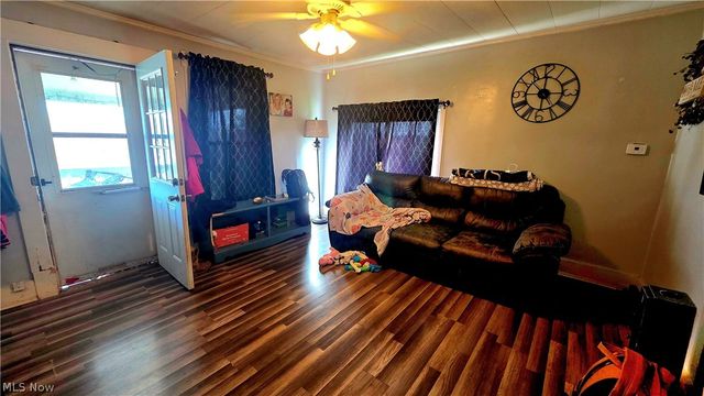 100 W Spring Street, Marietta, OH 45750