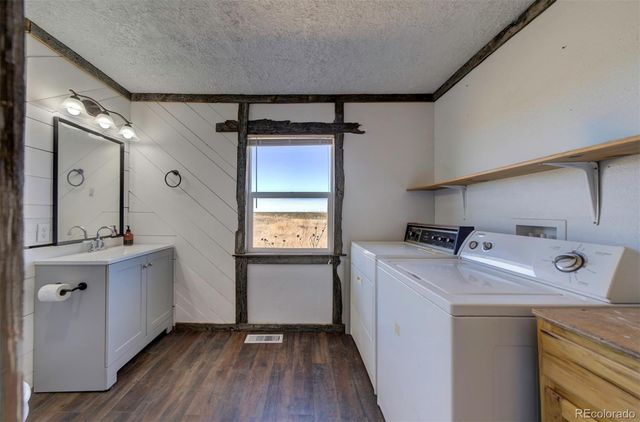 10573 County Road 165, Matheson, CO 80830