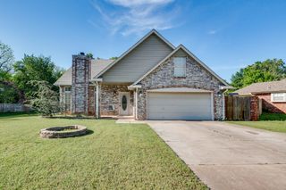 3137 Walnut Road, Norman, OK 73072