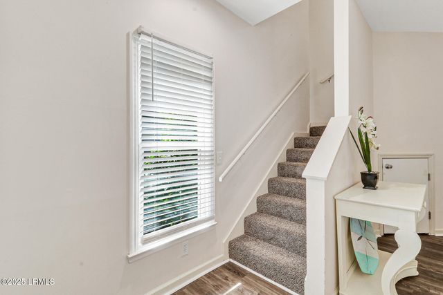 19 Lemoyne Ave Apt 23, Hilton Head Island, SC 29928