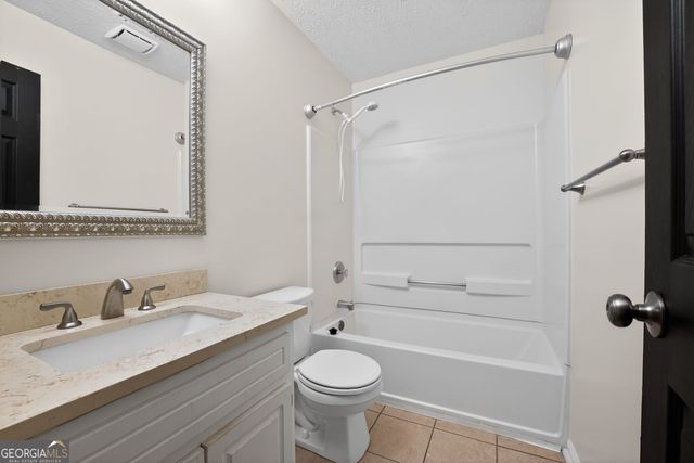 630 Castlebar Way, Mcdonough, GA 30253