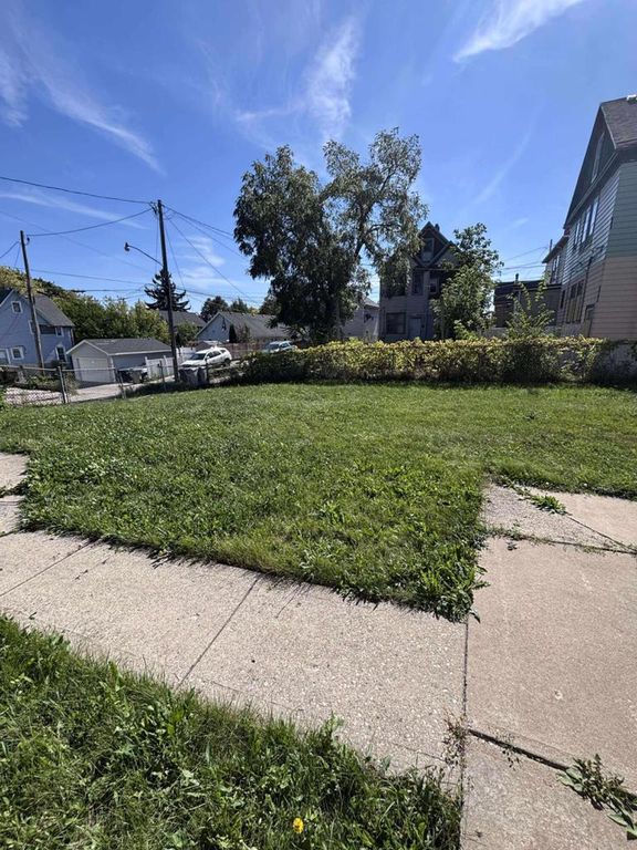 1922 N 27th STREET #1924, Milwaukee, WI 53208