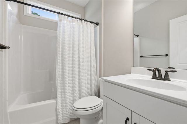 406 Sage Glen Place, Piedmont, SC 29673