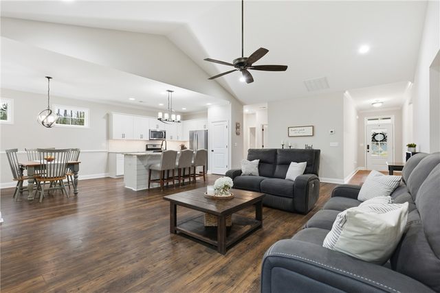 406 Sage Glen Place, Piedmont, SC 29673