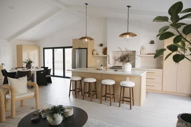 1916 Laurel Road, Oceanside, CA 92054