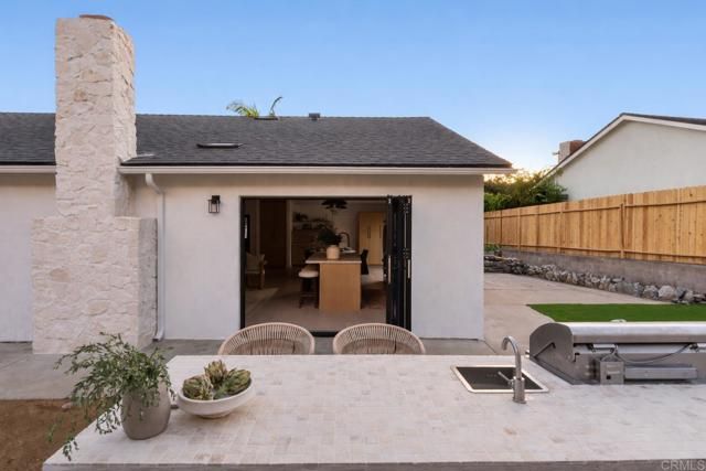 1916 Laurel Road, Oceanside, CA 92054