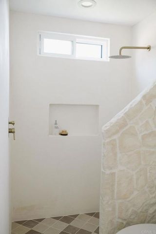 1916 Laurel Road, Oceanside, CA 92054