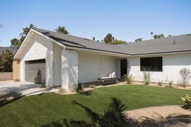 1916 Laurel Road, Oceanside, CA 92054
