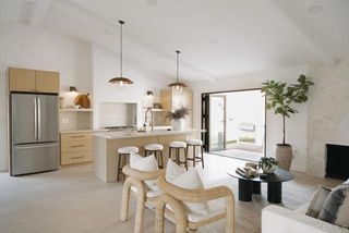 1916 Laurel Road, Oceanside, CA 92054