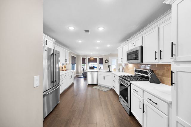 39 Kambridge Dr, Medina, TN 38355