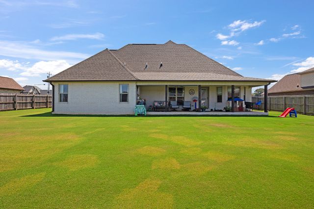 39 Kambridge Dr, Medina, TN 38355