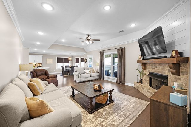 39 Kambridge Dr, Medina, TN 38355