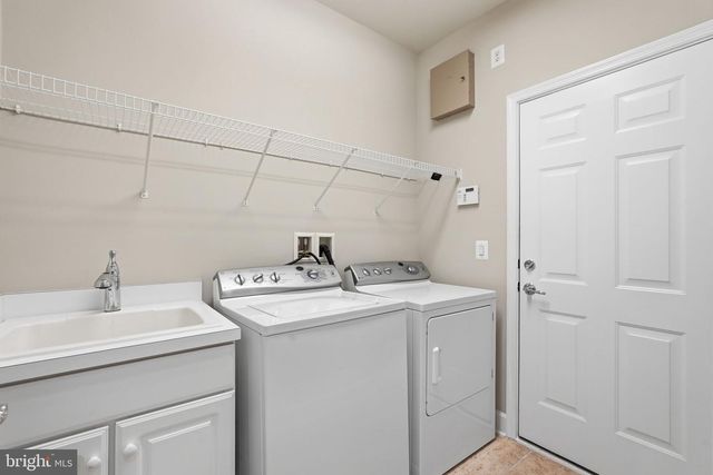 9 LUDINGTON LN, Fredericksburg, VA 22406