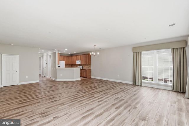 9 LUDINGTON LN, Fredericksburg, VA 22406