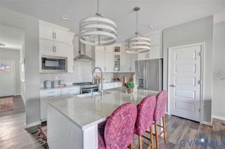 18774 Palisades Rdg, Moseley, VA 23120