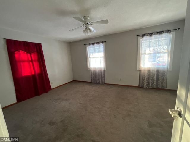 1436 Selby Avenue, Saint Paul Park, MN 55071