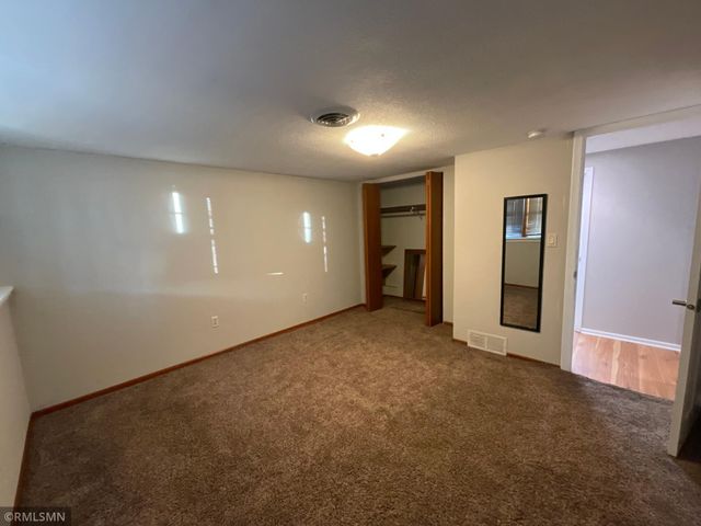 1436 Selby Avenue, Saint Paul Park, MN 55071