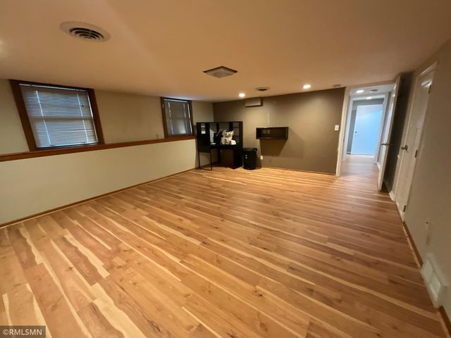 1436 Selby Avenue, Saint Paul Park, MN 55071