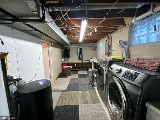 1436 Selby Avenue, Saint Paul Park, MN 55071