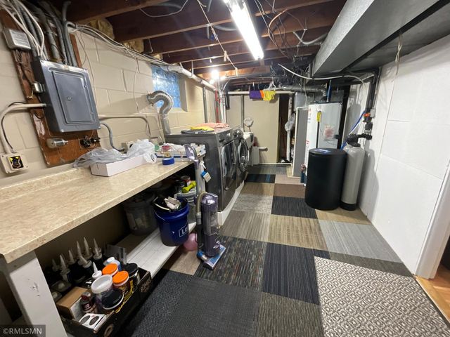 1436 Selby Avenue, Saint Paul Park, MN 55071