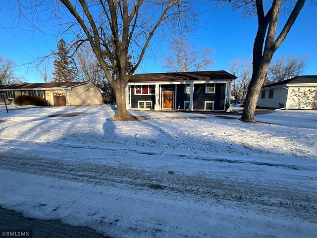 1436 Selby Avenue, Saint Paul Park, MN 55071