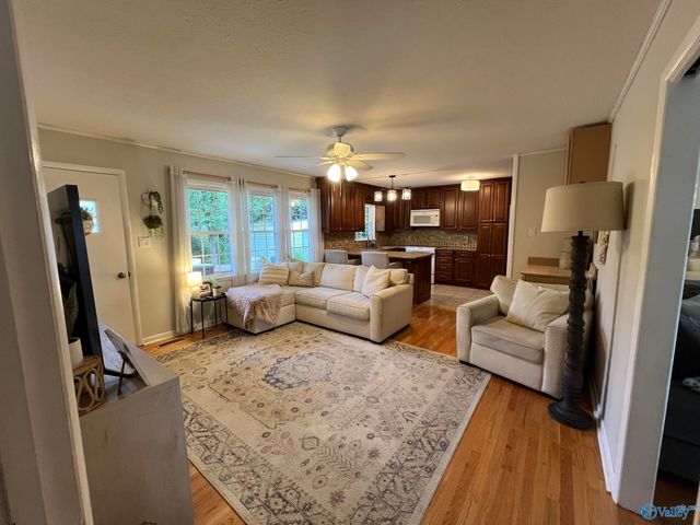 2305 Gladstone Drive NE, Huntsville, AL 35811