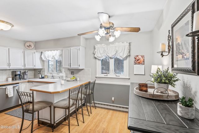 84 S Amherst Avenue, Colonie, NY 12304