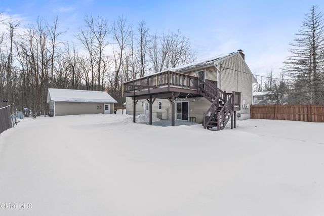 84 S Amherst Avenue, Colonie, NY 12304