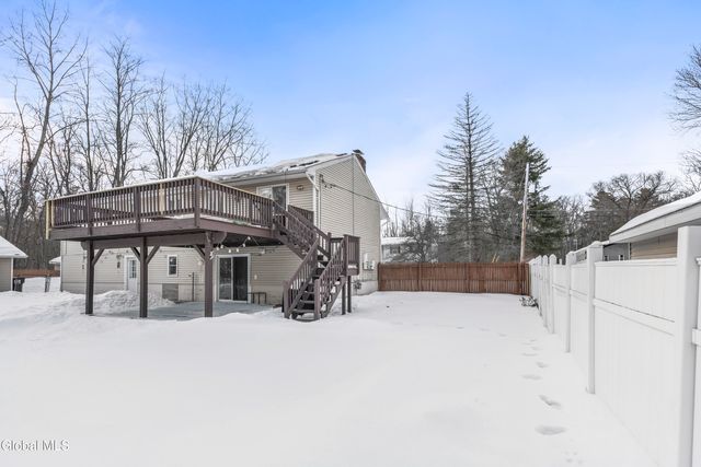 84 S Amherst Avenue, Colonie, NY 12304