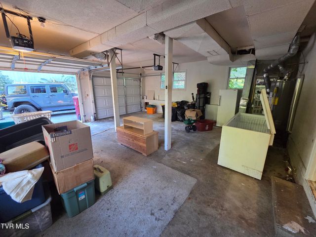 205 Tamassee Drive, Johnson City, TN 37601