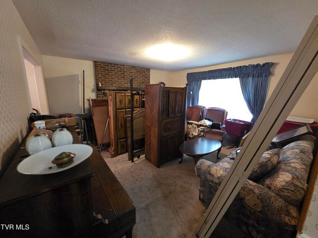 205 Tamassee Drive, Johnson City, TN 37601