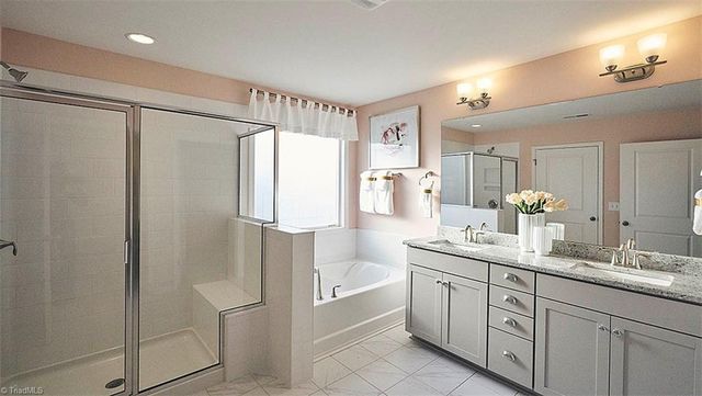 137 Briarwood Lane, Bermuda Run, NC 27006