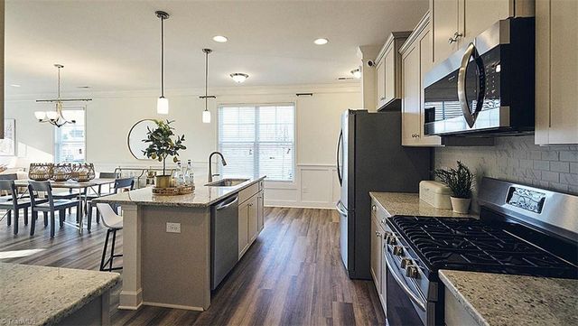 137 Briarwood Lane, Bermuda Run, NC 27006