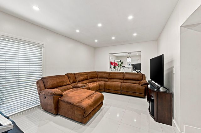 16820 SW 108TH Avenue, Miami, FL 33157