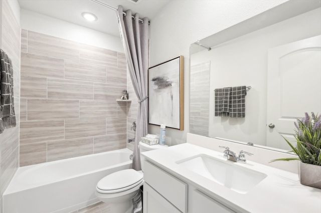 208 Reliance Road, Godley, TX 76044