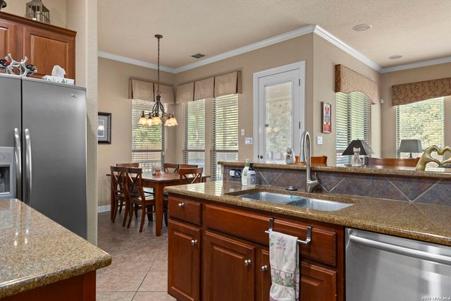 907 SABAL RDG, San Antonio, TX 78260