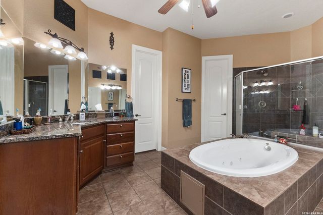 907 SABAL RDG, San Antonio, TX 78260
