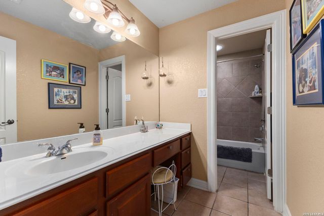 907 SABAL RDG, San Antonio, TX 78260