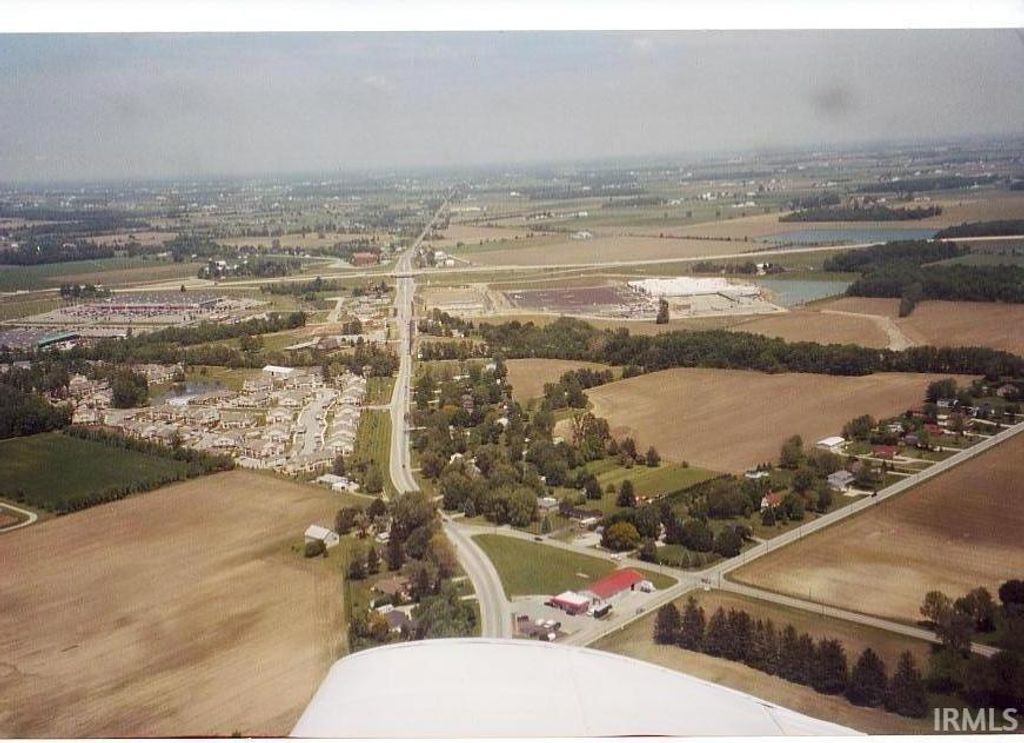 9705 Maysville Road, Fort Wayne, IN 46815