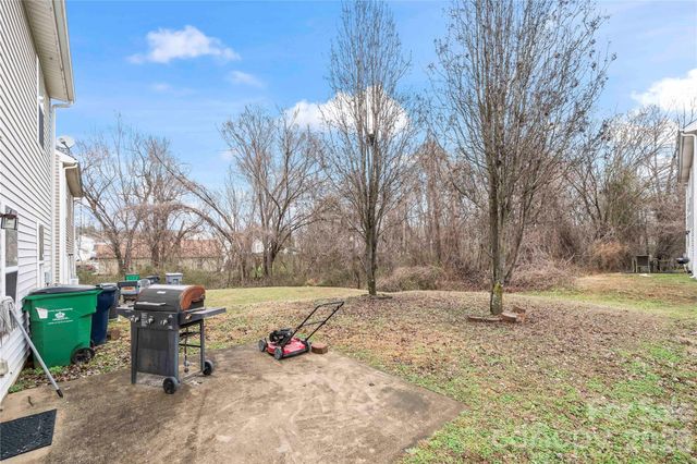 5041 Wallace Creek Lane, Charlotte, NC 28212