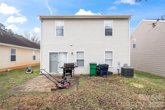 5041 Wallace Creek Lane, Charlotte, NC 28212